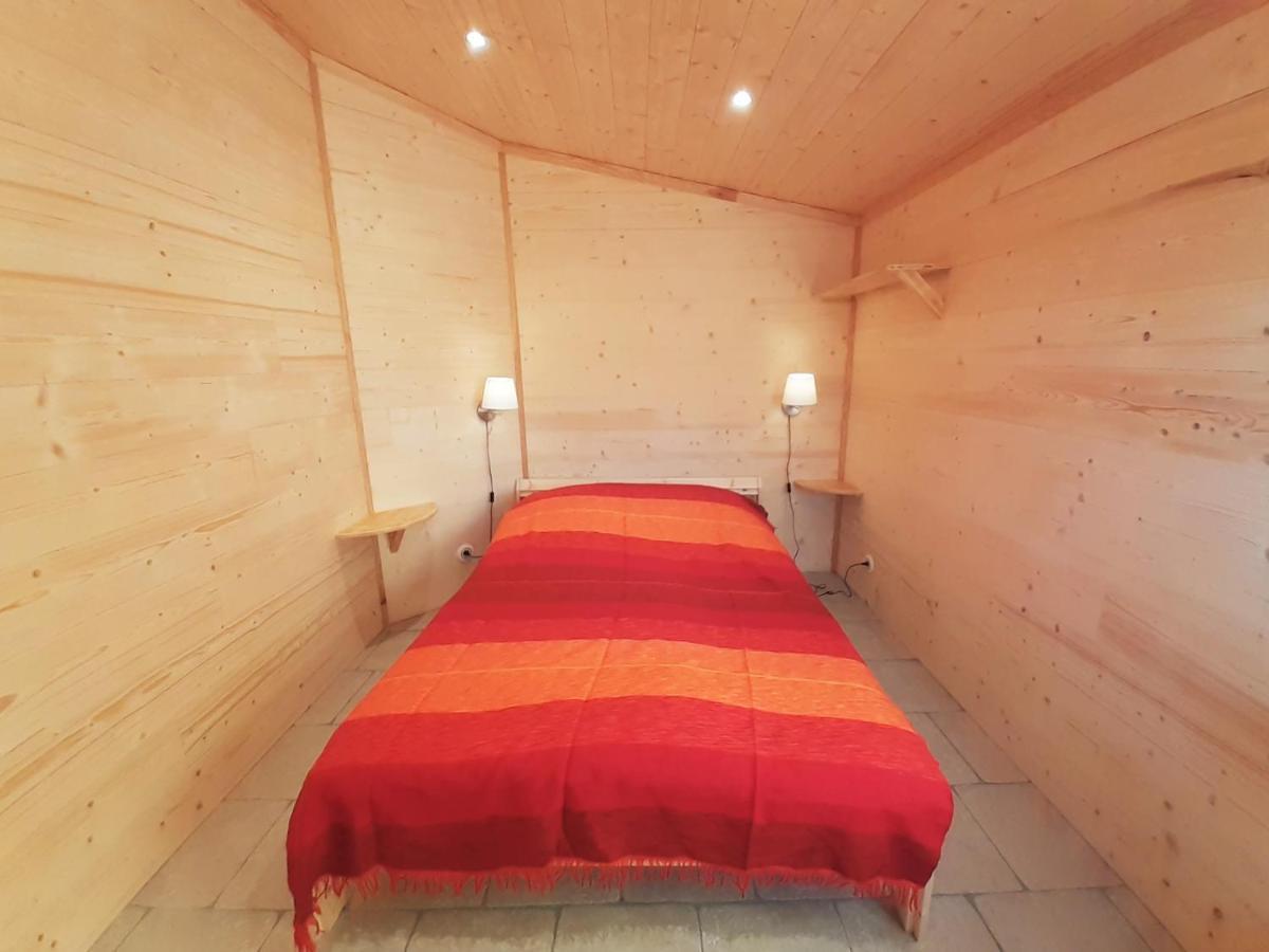 Domaine Du Balbuzard Hotel Condat-en-Combraille ภายนอก รูปภาพ