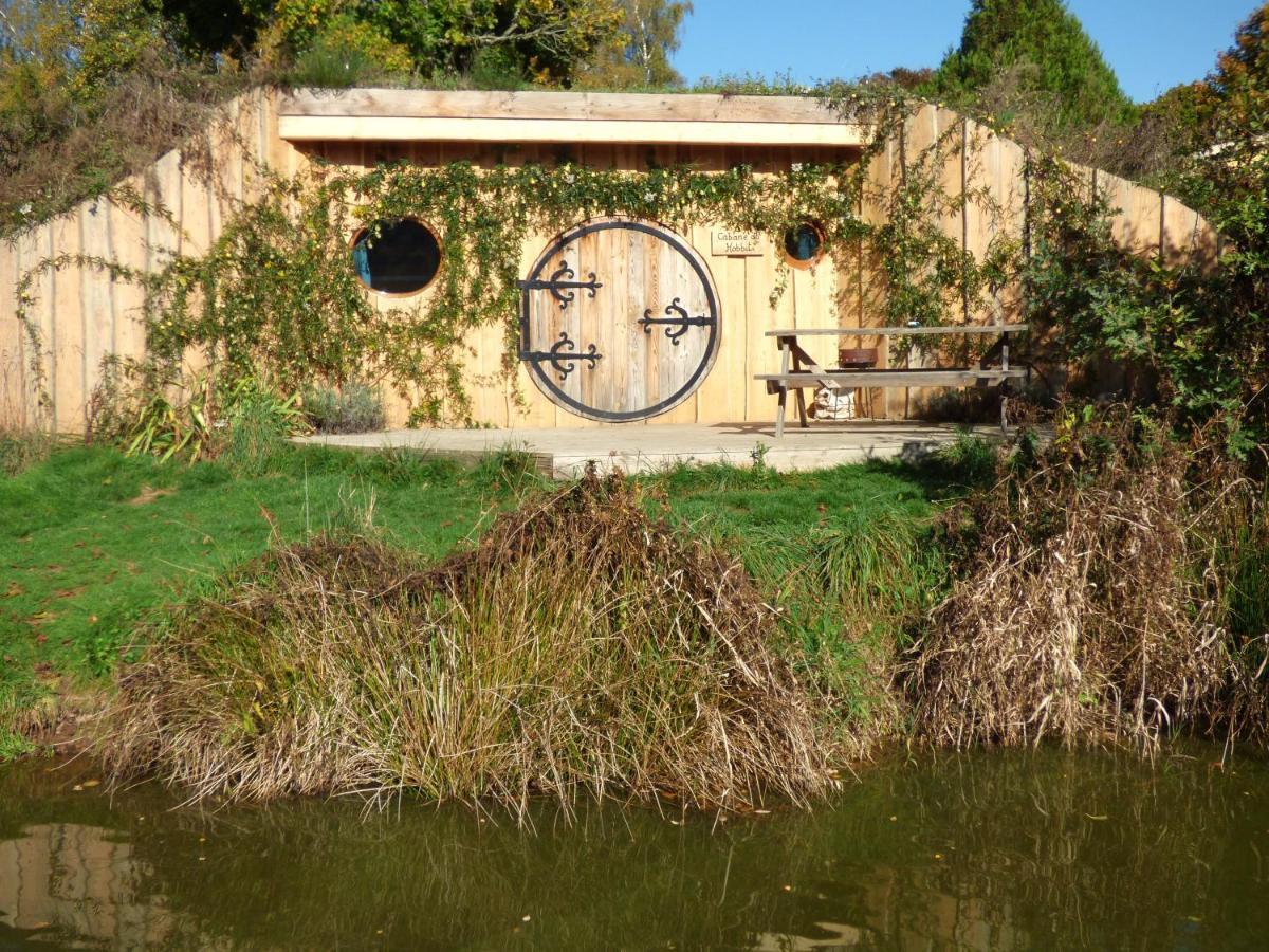 Domaine Du Balbuzard Hotel Condat-en-Combraille ภายนอก รูปภาพ