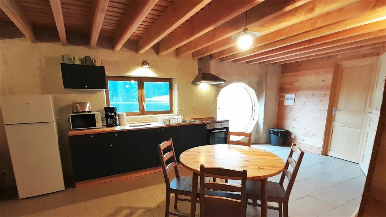 Domaine Du Balbuzard Hotel Condat-en-Combraille ภายนอก รูปภาพ