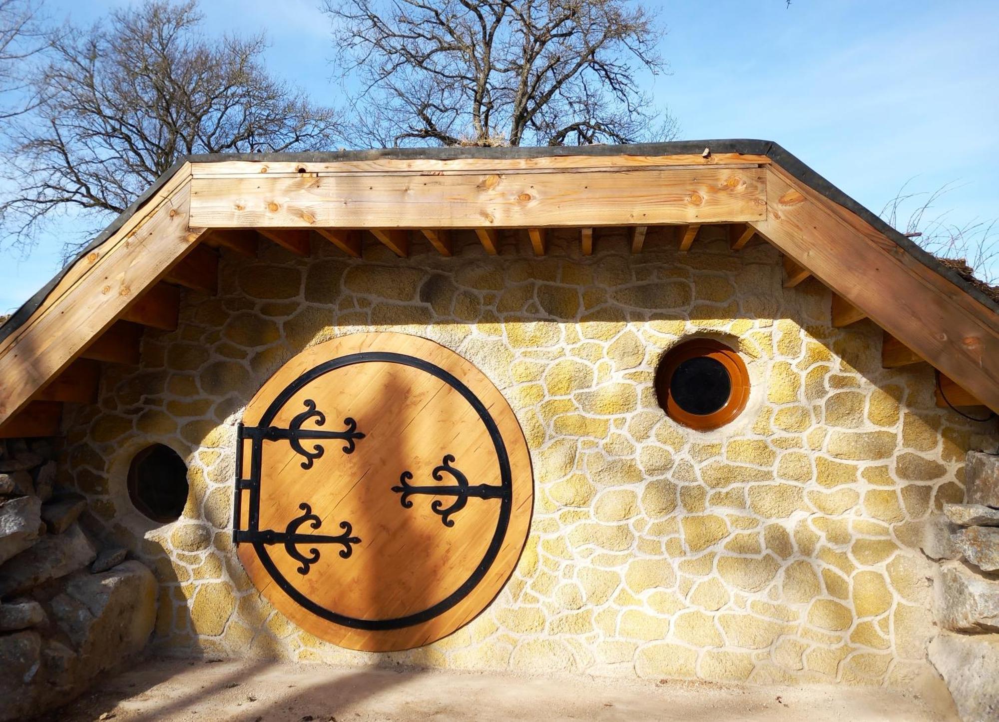 Domaine Du Balbuzard Hotel Condat-en-Combraille ภายนอก รูปภาพ